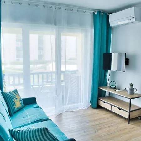 Yachting Sea View Apartman *